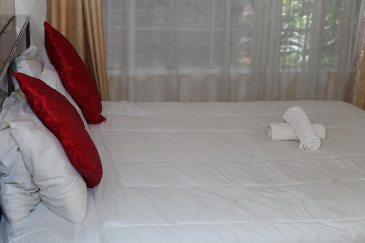 Mawuya Lodge Victoria Falls Esterno foto